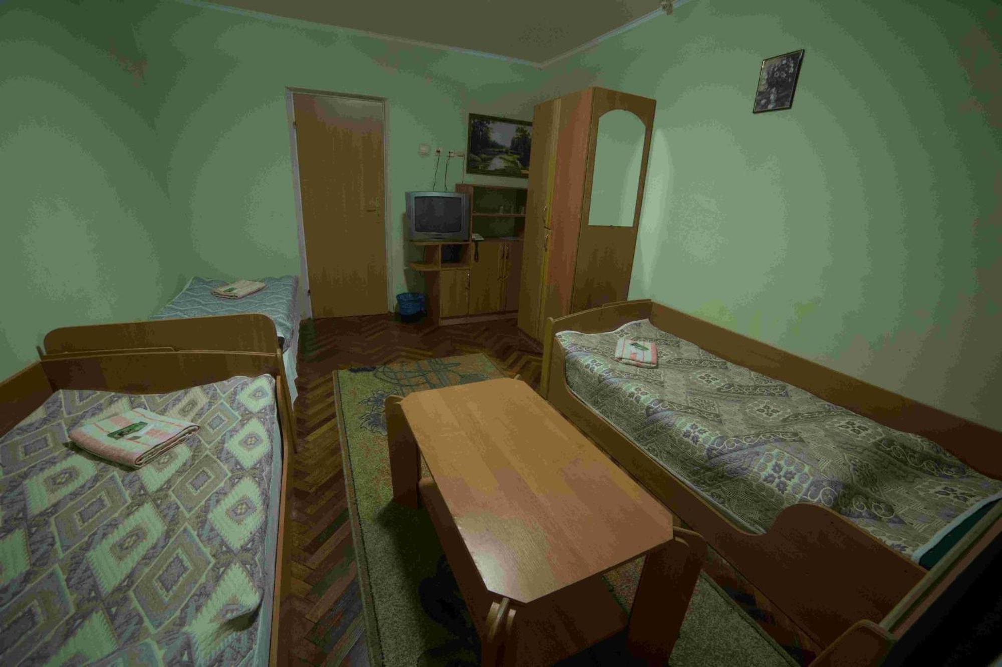 Malyvo Hotel Dilyatyn Εξωτερικό φωτογραφία